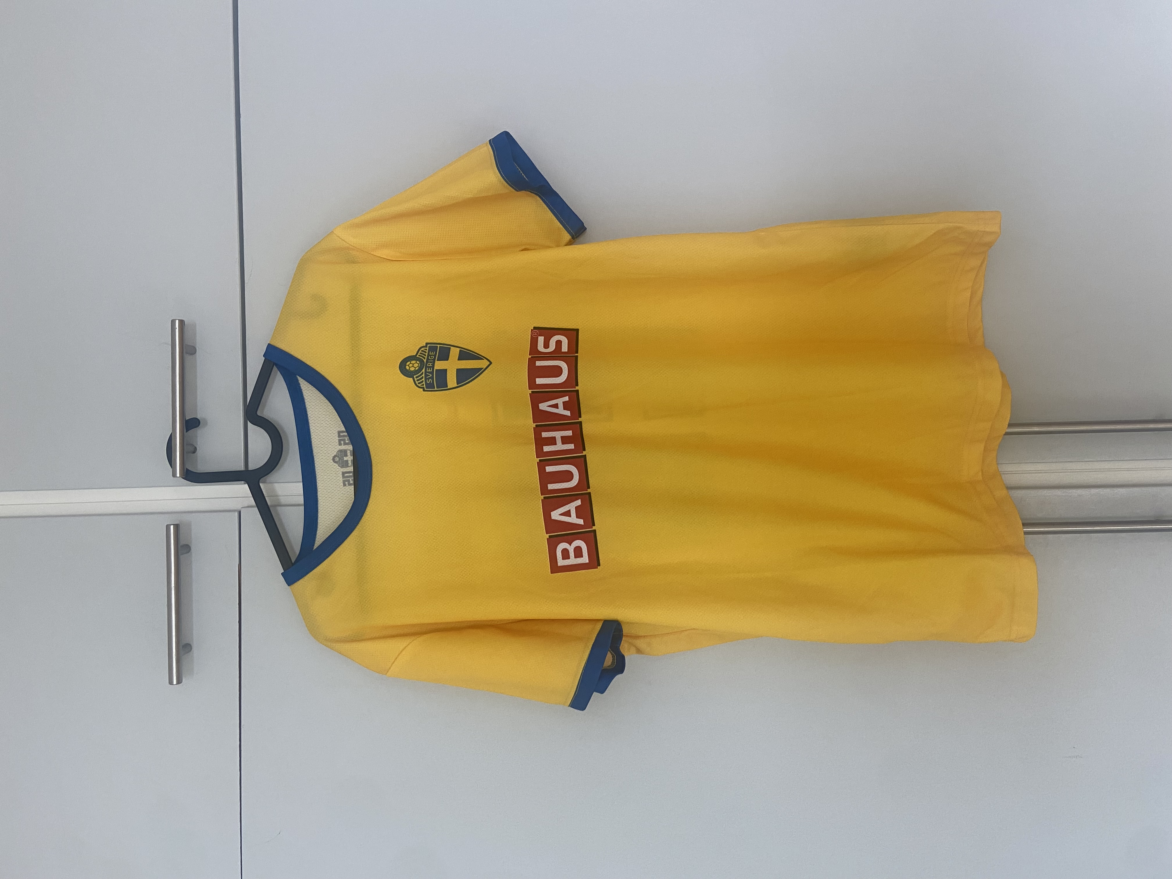 Sverige – Hemmaställ #20